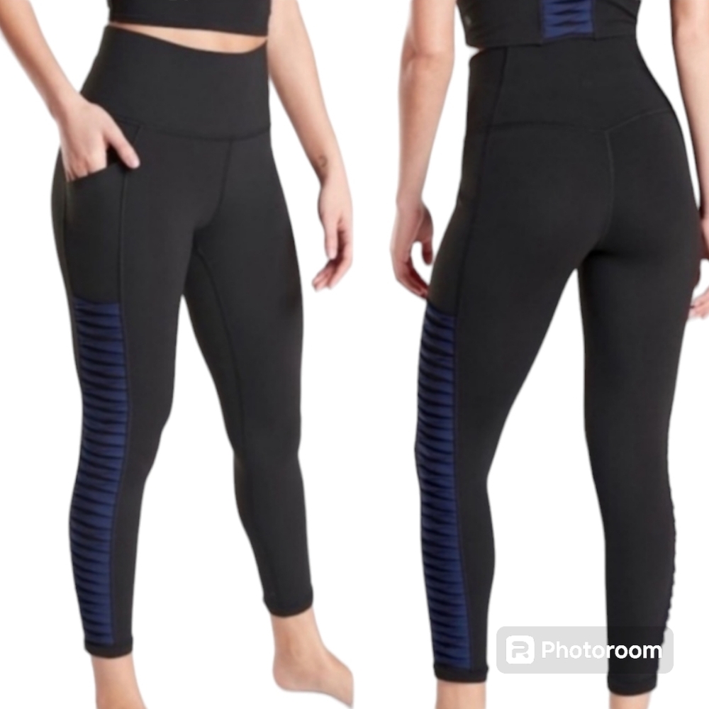 Athleta Salutation 7/8 Tight in Powervita